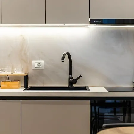 Stone By Pikhost Appartement